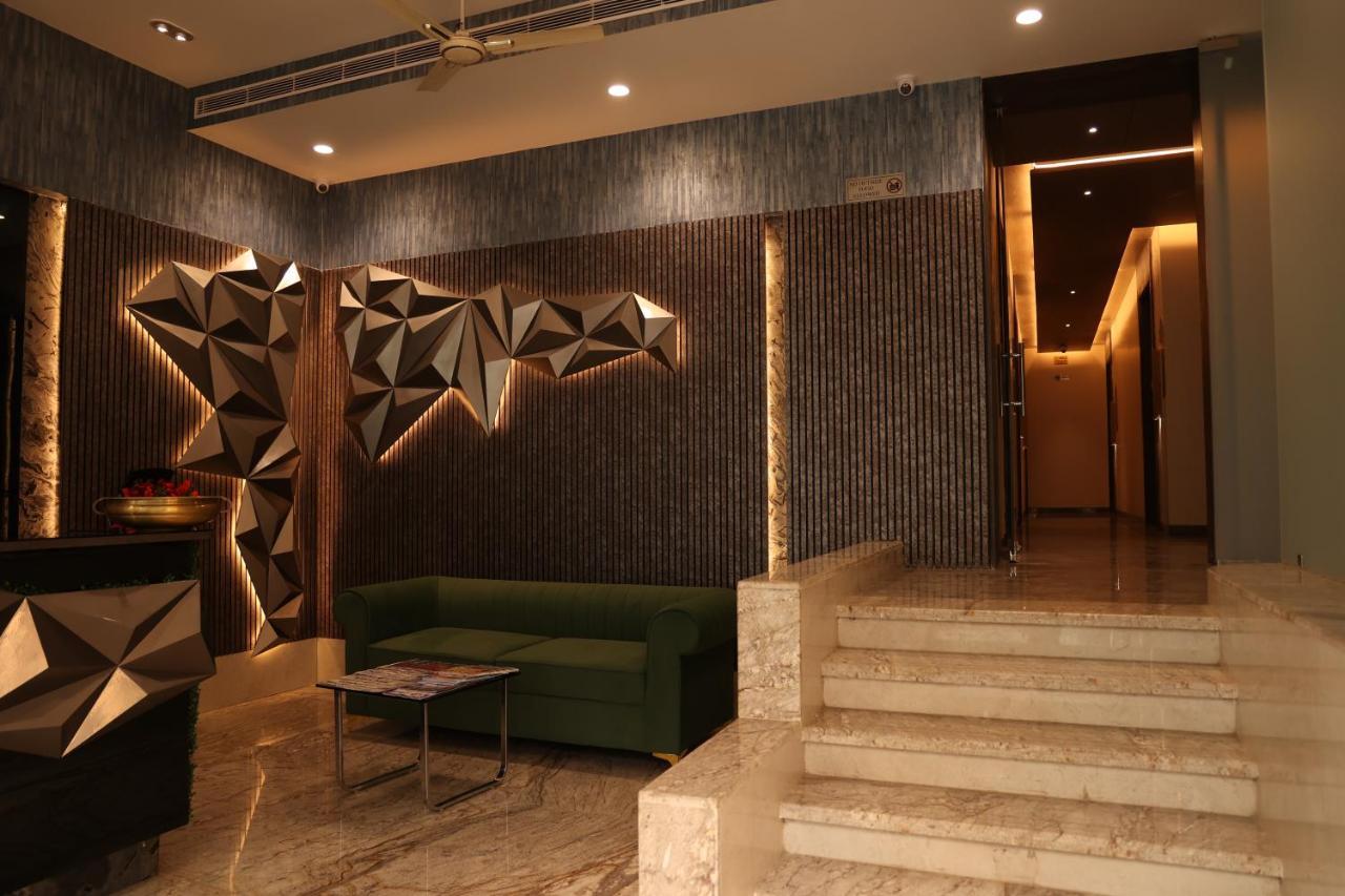 Hotel Pinaka Inn Lucknow Zewnętrze zdjęcie