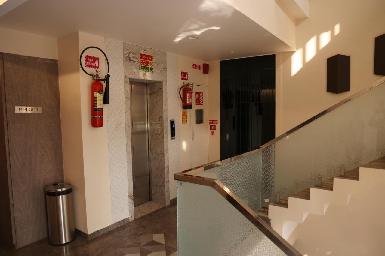 Hotel Pinaka Inn Lucknow Zewnętrze zdjęcie
