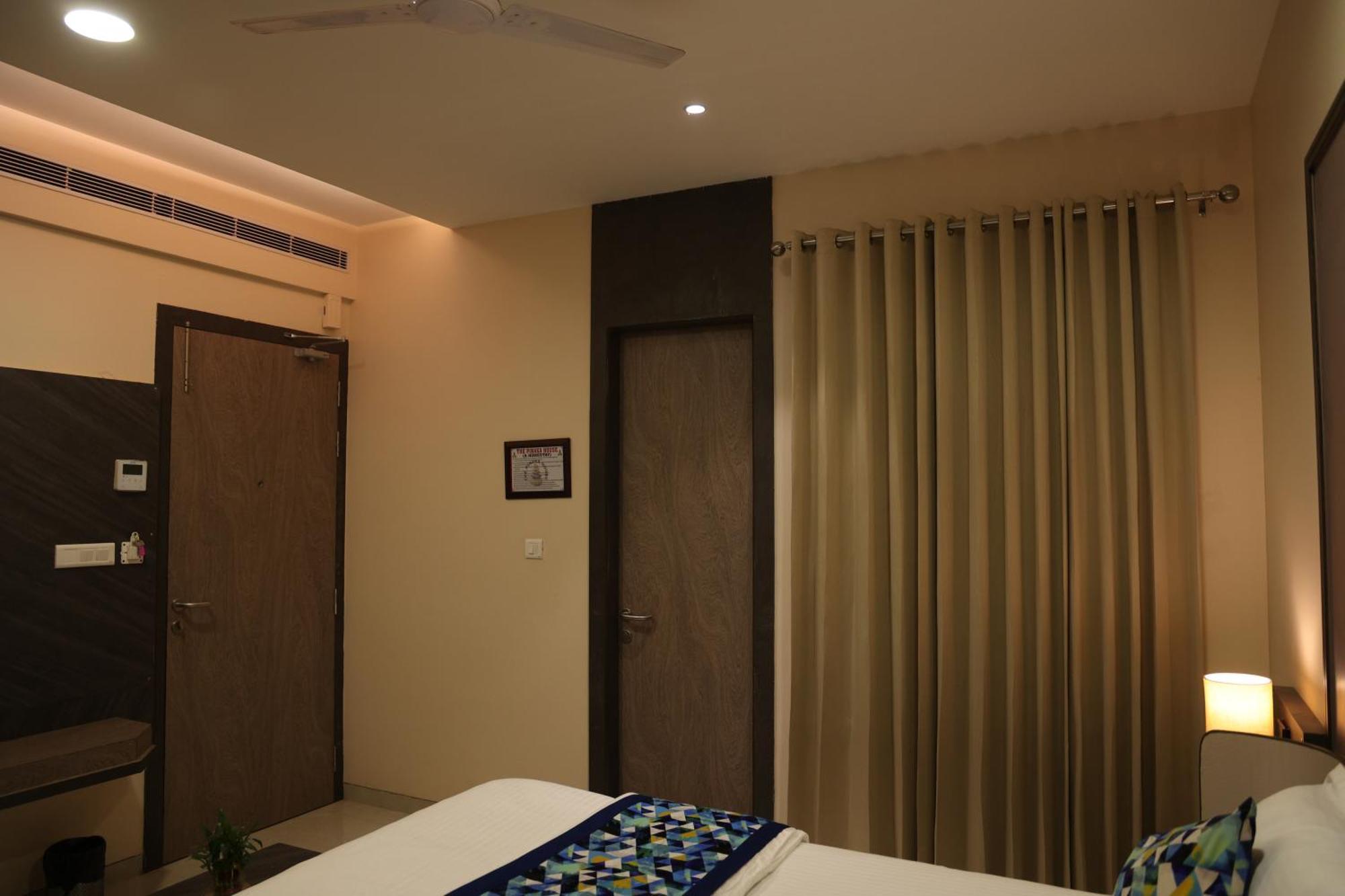 Hotel Pinaka Inn Lucknow Zewnętrze zdjęcie