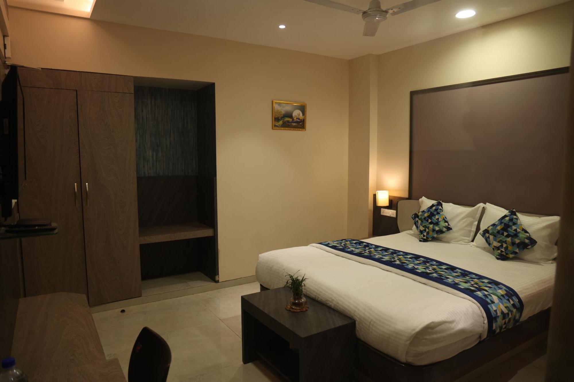 Hotel Pinaka Inn Lucknow Zewnętrze zdjęcie
