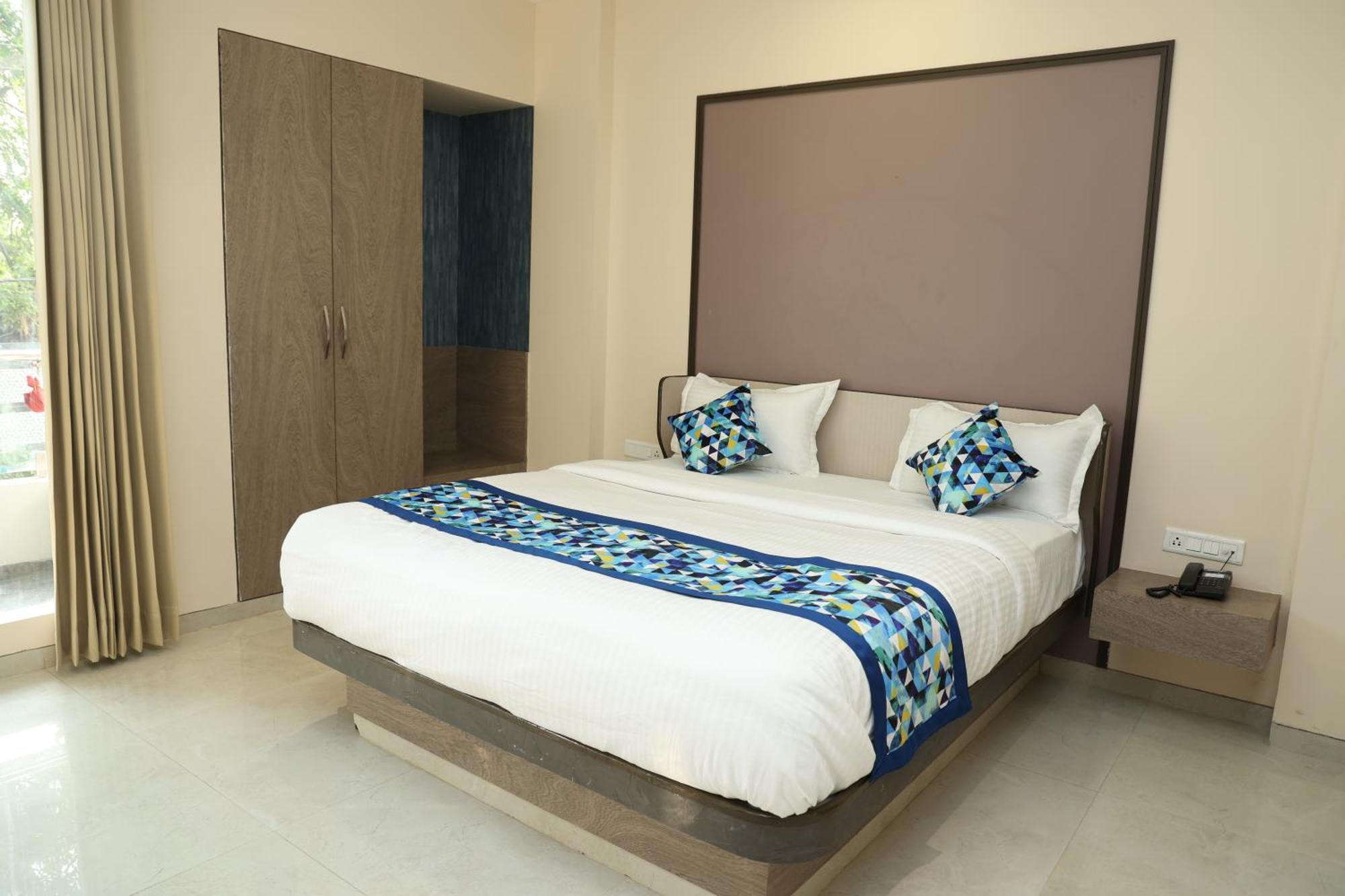 Hotel Pinaka Inn Lucknow Zewnętrze zdjęcie
